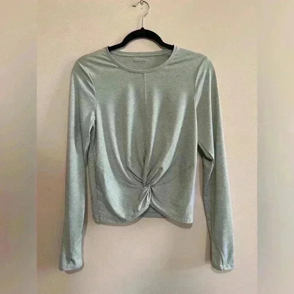 Athleta Essence Twist Top Light Green - Size Small - Picture 3 of 8